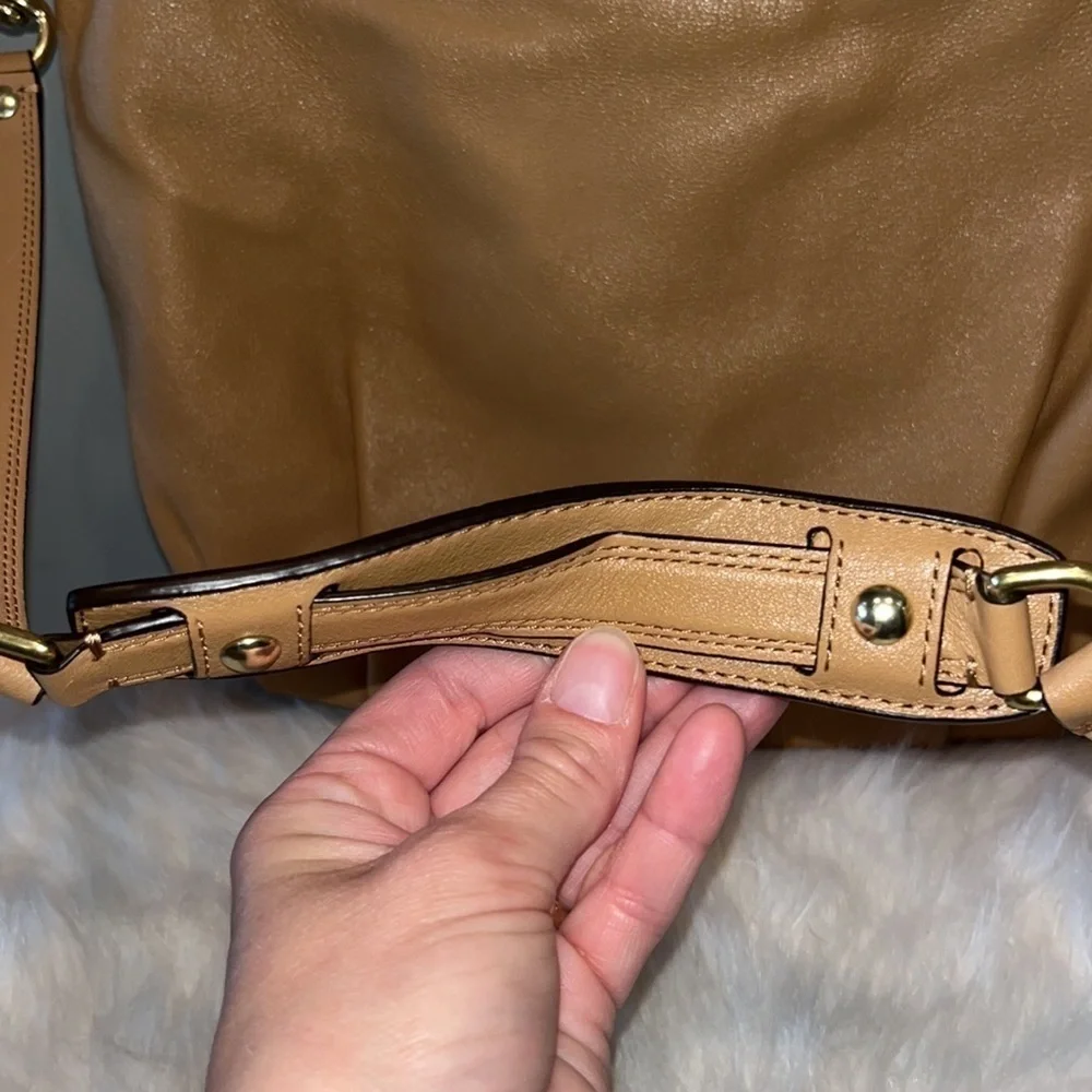 Tan leather Coach North South satchel purse large
Slouchy boho western - Picture 16 of 16